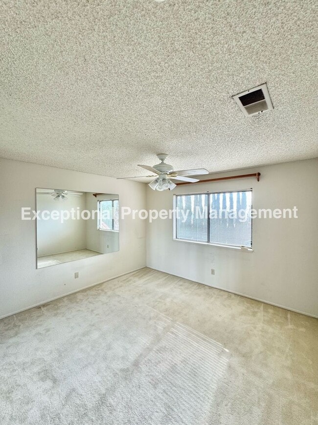 Building Photo - Great Deer Creek Estate