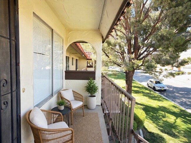 Building Photo - 9647 Spyglass Ave
