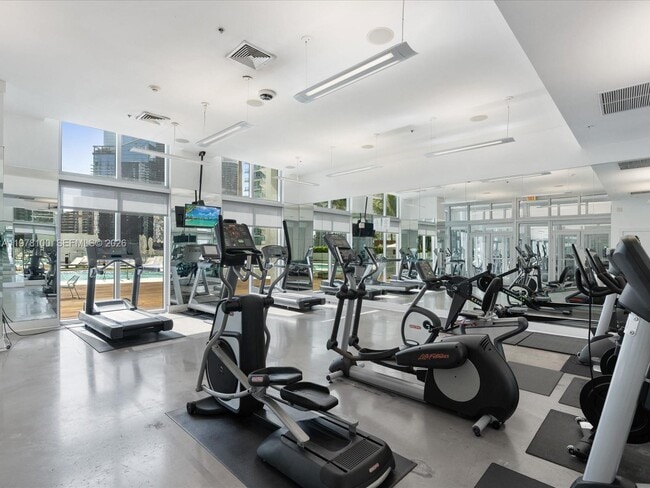 Building Photo - 90 SW 3rd St