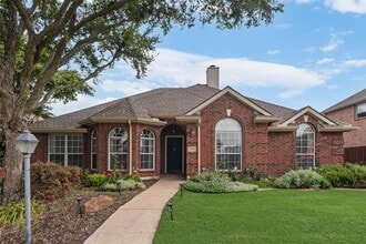 Building Photo - 1306 Glendover Dr