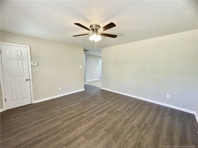 Building Photo - 6005 Blairmore Pl