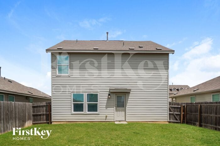 Building Photo - 2438 Double Oak Dr