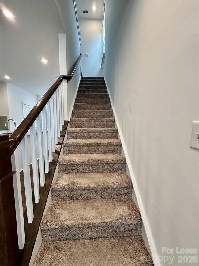 Building Photo - 5013 Sovereignty Ct