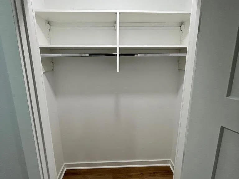 Building Photo - 1452 N Fairfield Ave