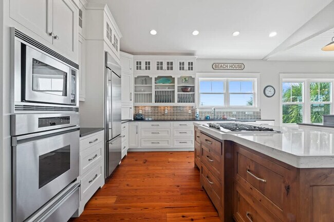 Building Photo - 7530 A1A S