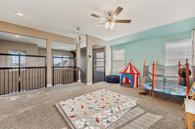 Building Photo - 10920 Canyon Mine Dr