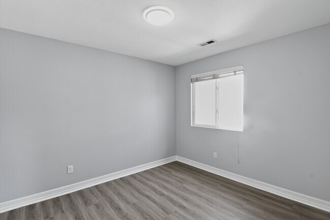 Building Photo - 17381 Waterhouse Cir