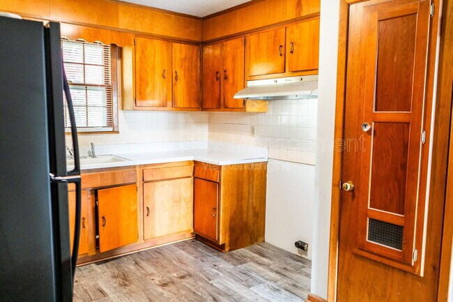 Building Photo - 4225 Buffat Mill Rd