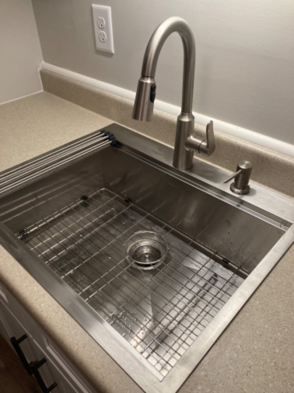 Building Photo - 1050 Stonybridge or Stoneybridge Dr