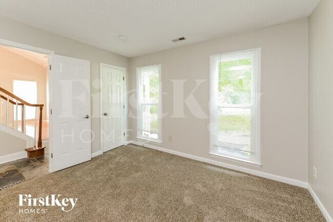 Building Photo - 9063 Chancerwood Dr