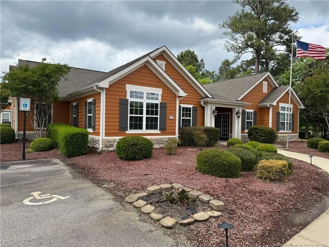 Building Photo - 158 Nandina Ct