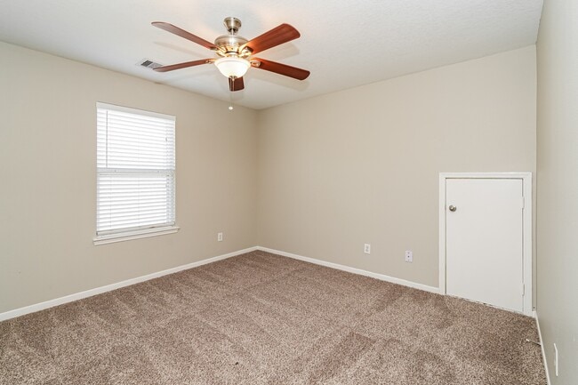 Building Photo - 4162 Wells Mark Dr