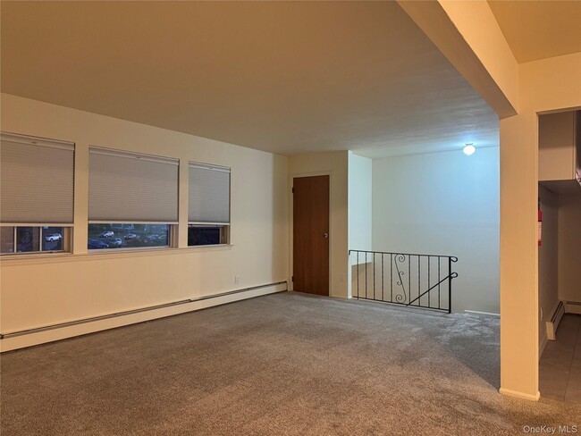 Building Photo - 6 Tredwell Ave