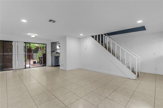 Building Photo - 2530 Coral Springs Dr