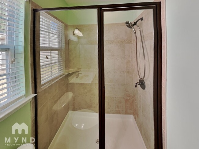 Building Photo - 9420 Ardrey Woods Dr