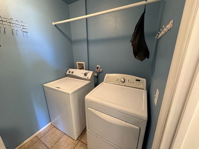 Building Photo - COMING SOON! 55 Community Condo no shared walls