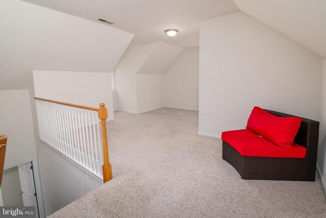 Building Photo - 5444 E Nithsdale Dr