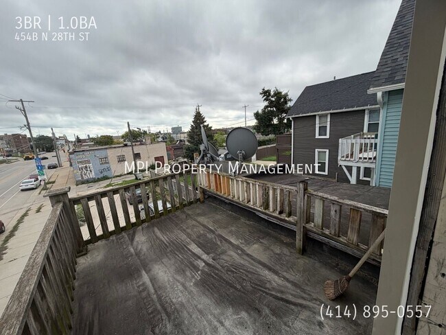Building Photo - 454B N 28TH ST-