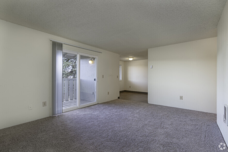 2BR, 1BA - 750SF Living Room - Rolling Hills Apartments