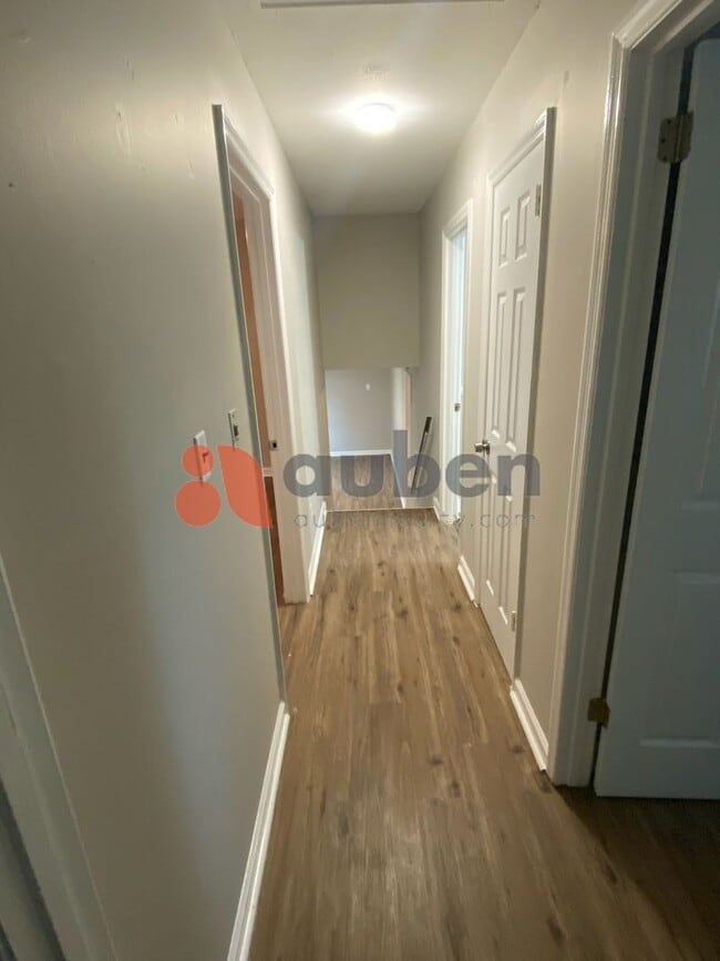 Building Photo - Nicely updated 3 bed 1.5 bath home in Hixson