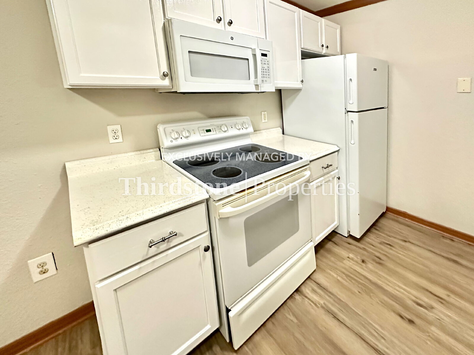 Building Photo - 156 Willow Branch Ave