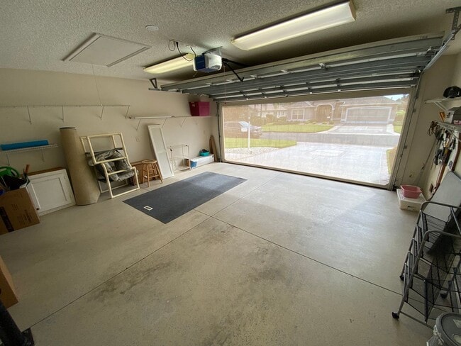 Building Photo - Beautiful 3 + 2 Fully Furnished/Turnkey AN...