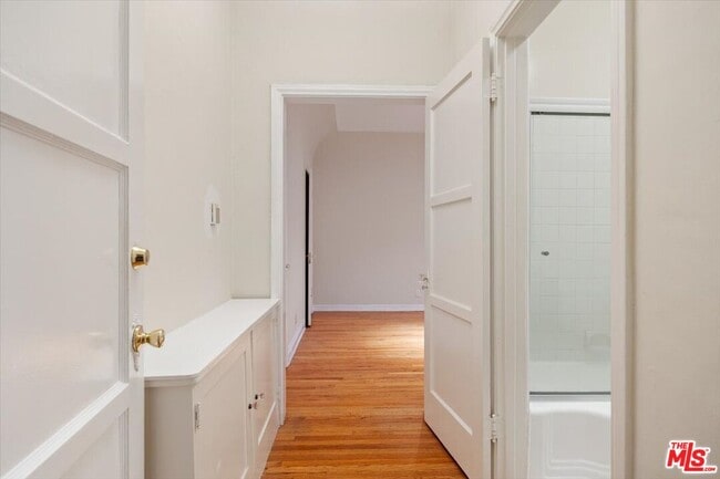 Building Photo - 6217 Orange St