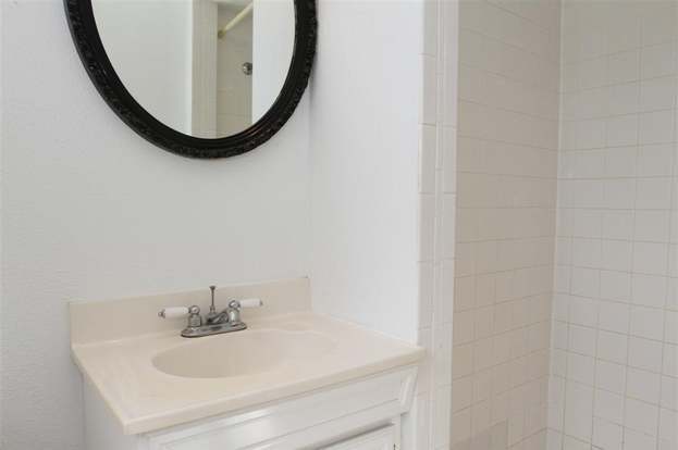 Building Photo - 8807 McAvoy Dr