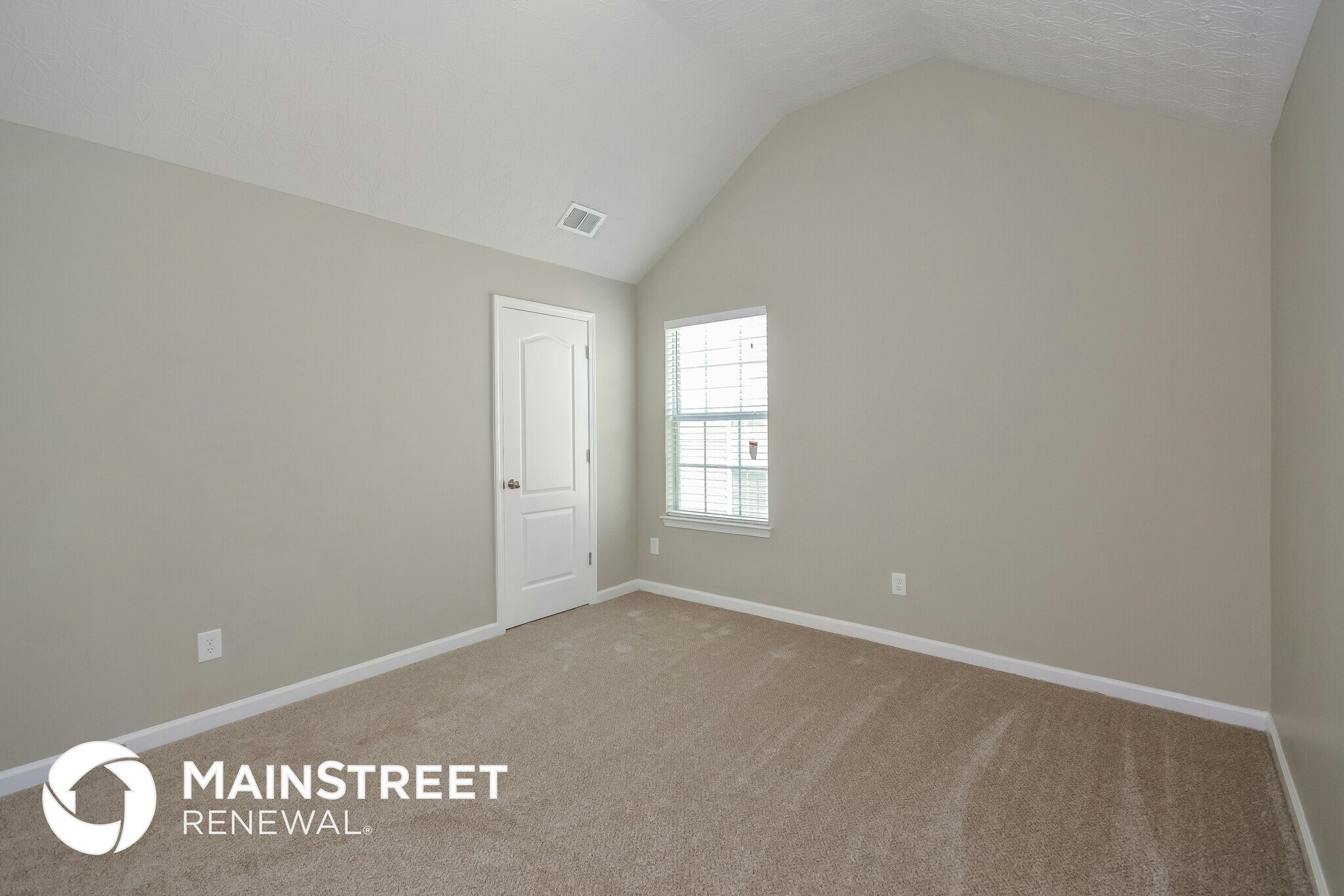 Building Photo - 7641 Garnet Dr