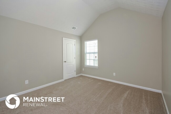 Building Photo - 7641 Garnet Dr