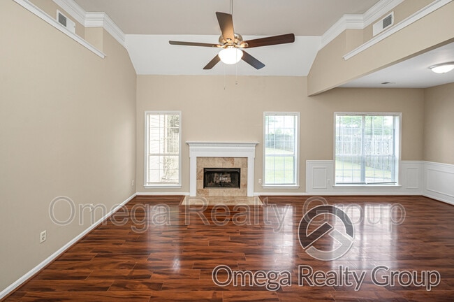 Building Photo - 2130 Forest Lakes Ln