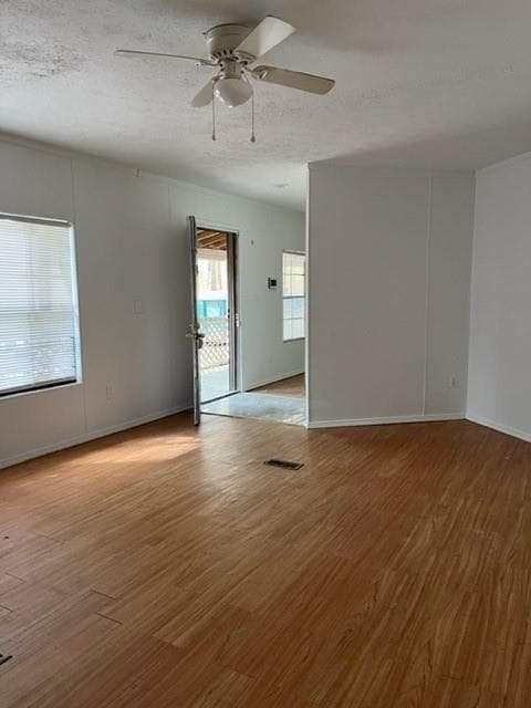 Building Photo - 102 N Cir Dr