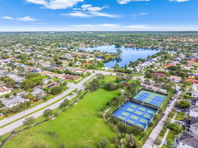 Building Photo - 19911 SW 82nd Pl