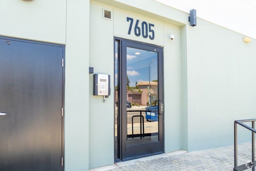 Entrance - Louise Villas at Northridge, LLC