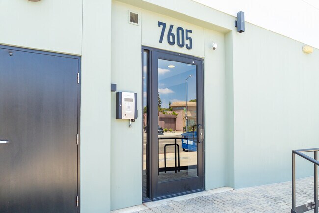 Entrance - Louise Villas at Northridge