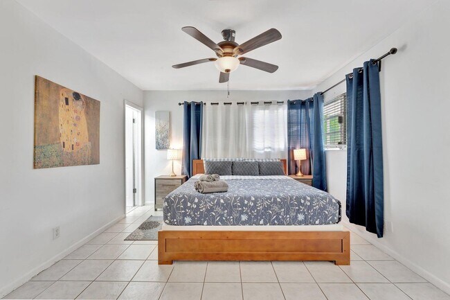 Building Photo - 1246 Johnson St