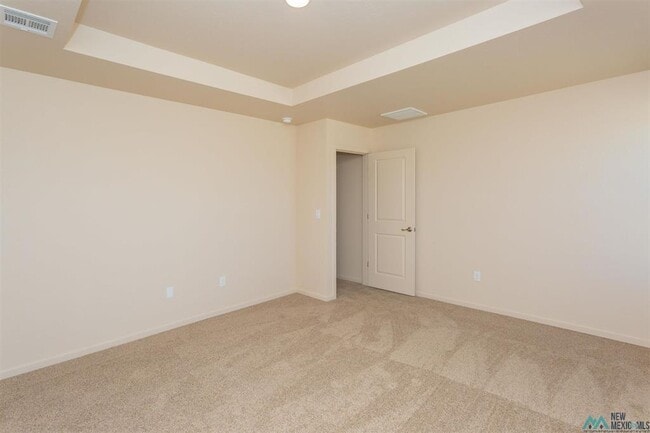 Building Photo - 8 Twin Berry Ct