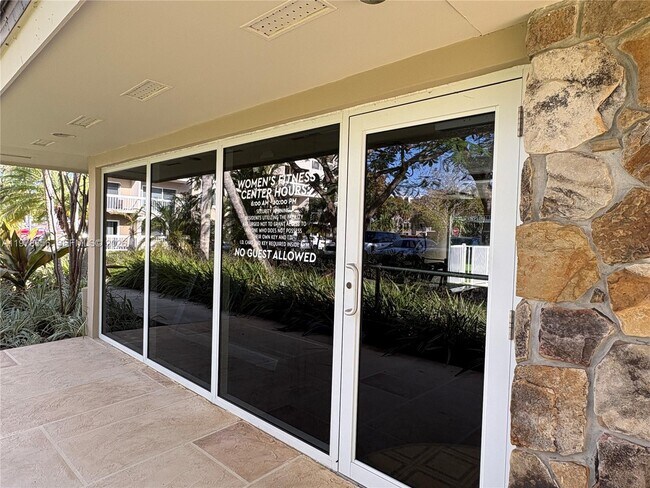 Building Photo - 7730 Camino Real