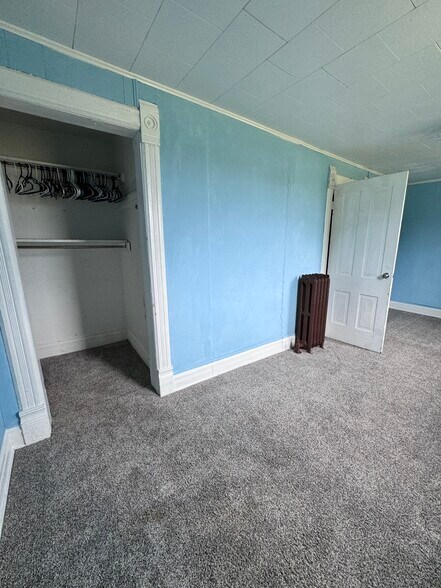 Bed 2 19 x 7 with 47”D x 44”W closet - 180 Martin St