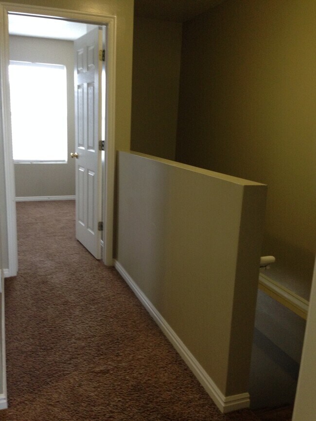 Building Photo - 1204 Torwood Ct