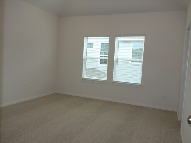 Building Photo - 620 Sand Dollar Dr