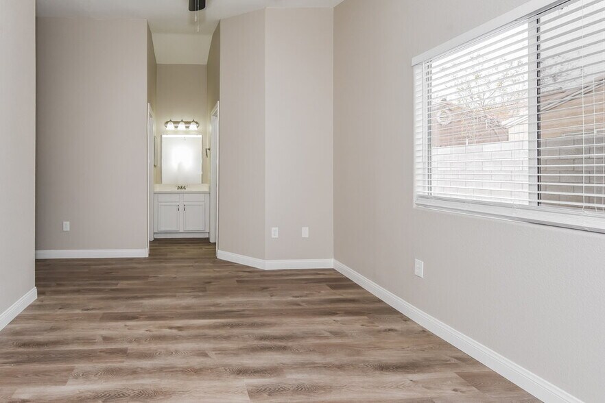 Building Photo - 5269 Mineral Lake Dr