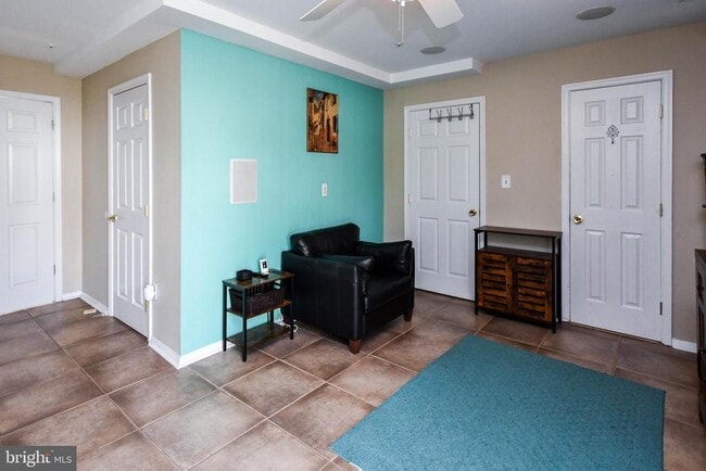 Building Photo - 9466 Sea Breeze Ct