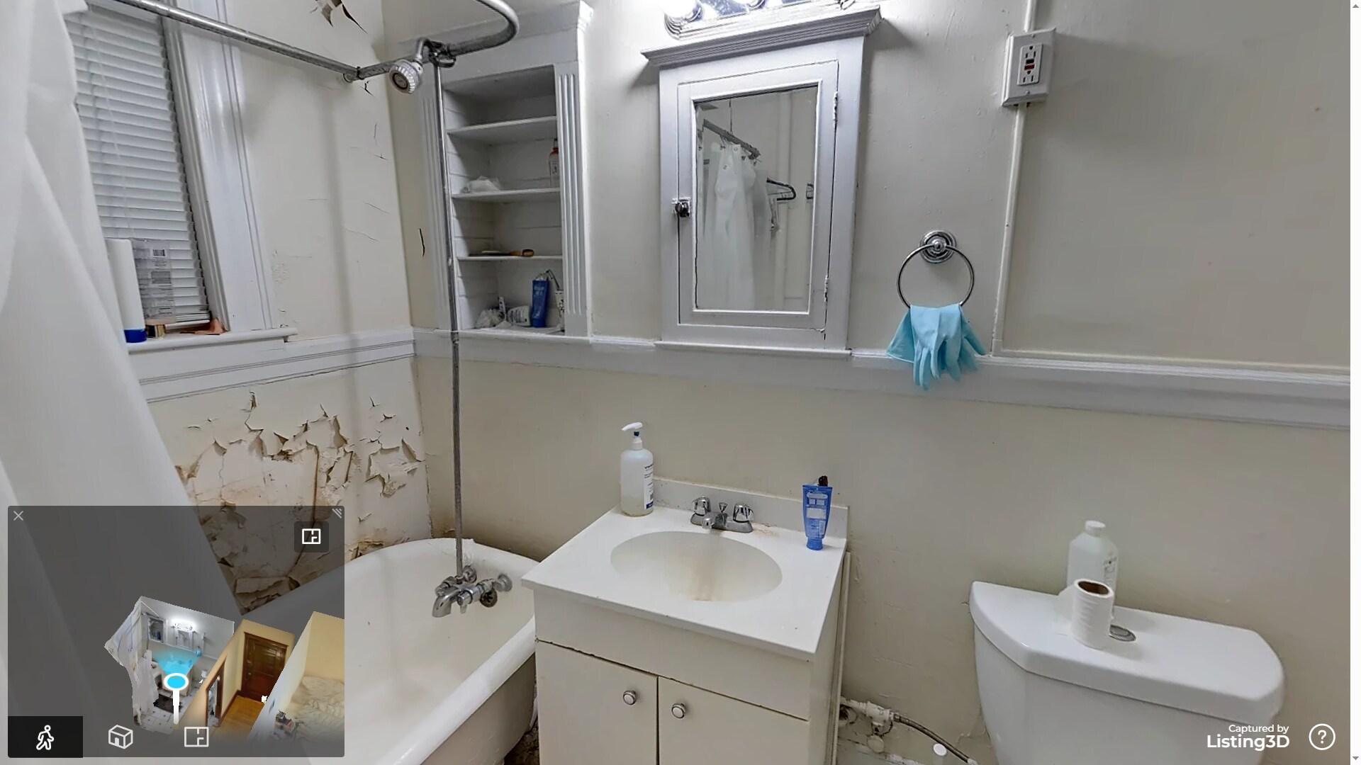 Building Photo - 15 Centre St