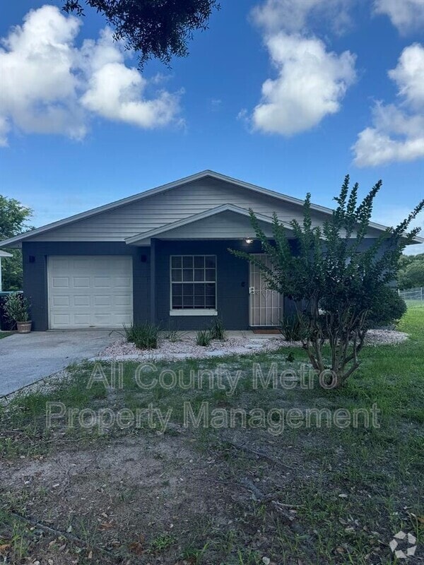 Building Photo - 415 Apopka Hills Cir
