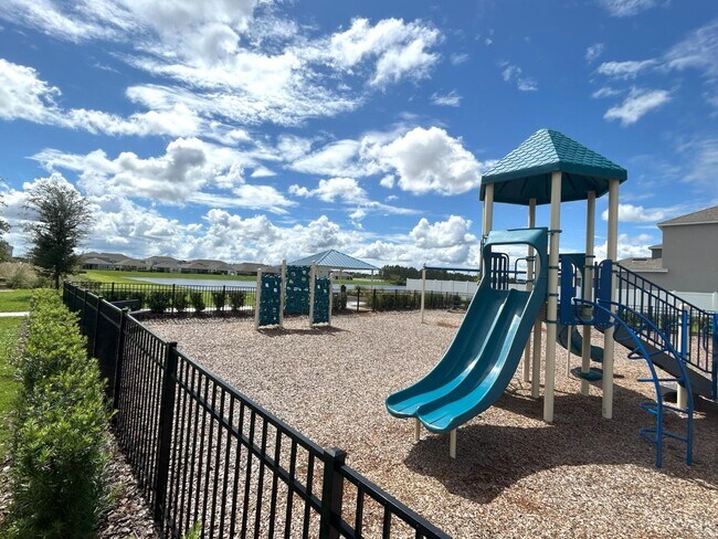 Building Photo - 12615 Clear Sapphire Dr