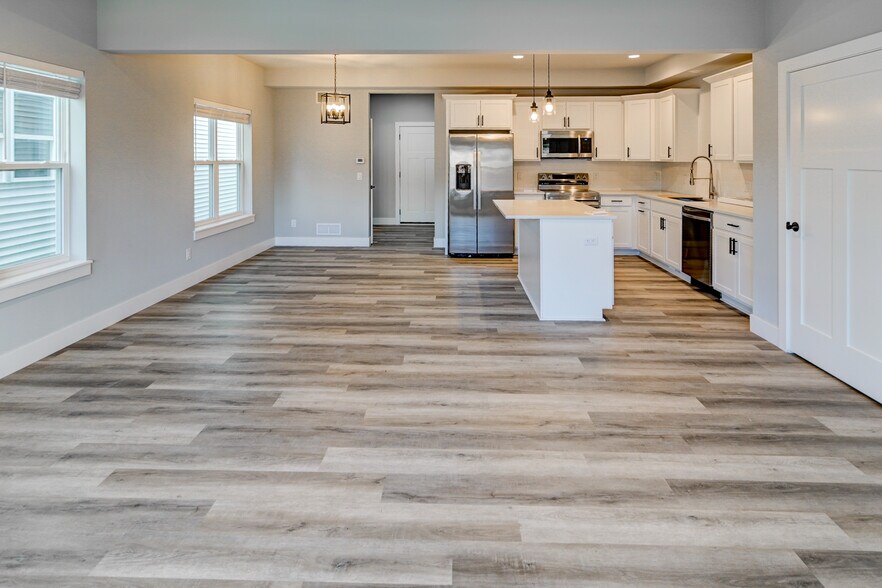 Building Photo - 4783 Suelo Rd