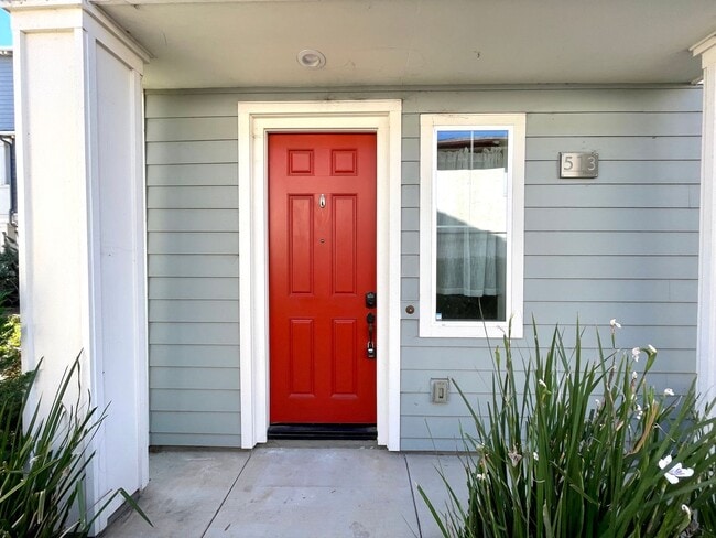 Building Photo - Stunning 3B/3BA in Imperial Beach W/ A/C, ...