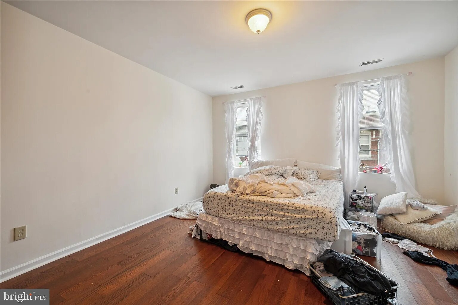 Building Photo - 1521 Fontain St