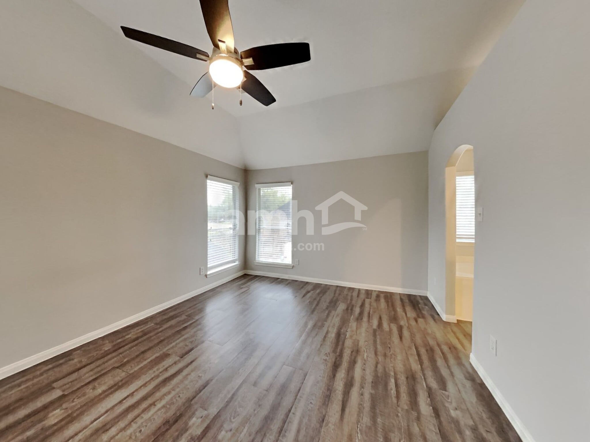 Building Photo - 18007 Oakloch Ct